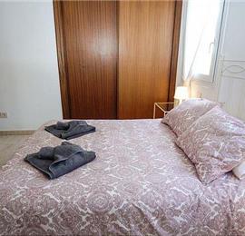 3 Bedroom Villa with Pool in Puerto del Carmen, Sleeps 6-7